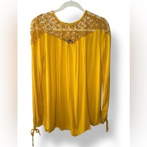 Mossimo Lace Detail Women's Top